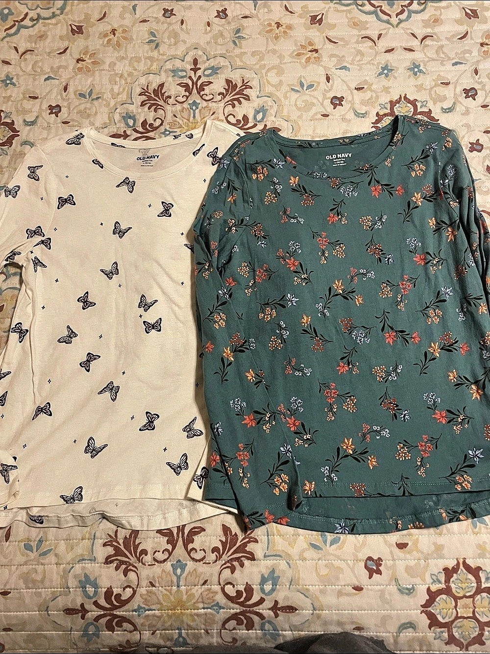 Old Navy Softest Long-Sleeve T-Shirt -Shirts Floral & Butterfly Girls Large